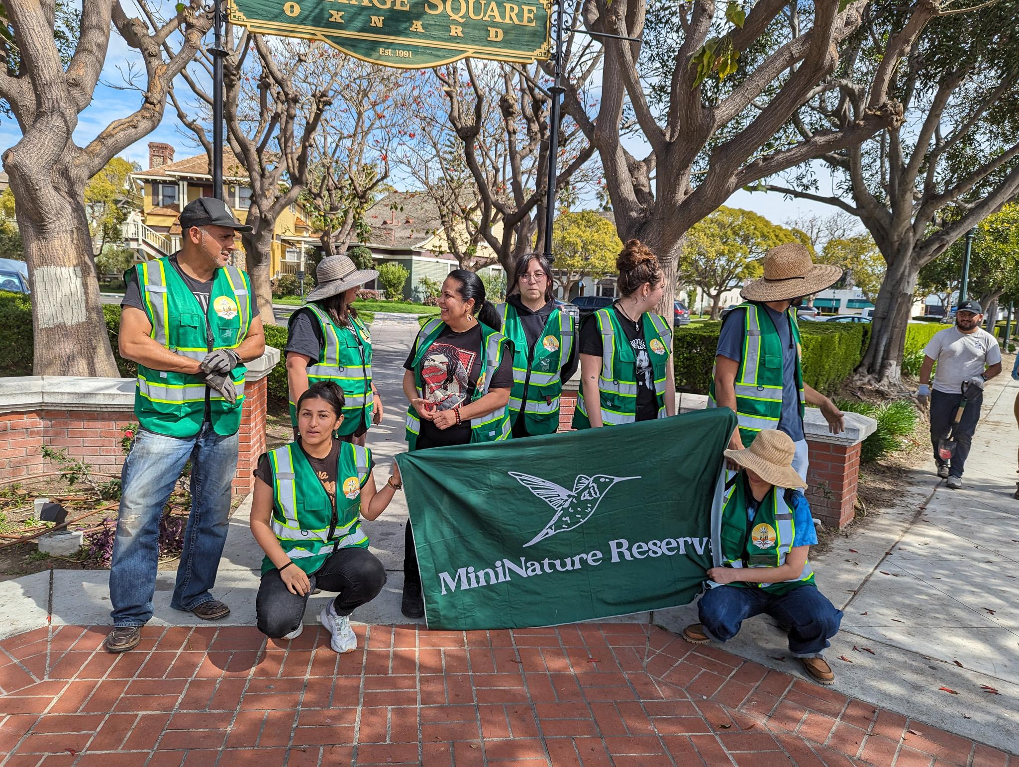 Picture wall left bottom